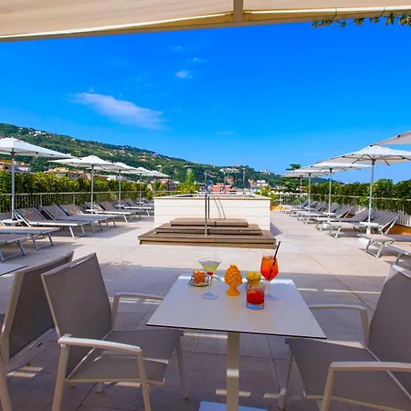 米开朗基罗酒店